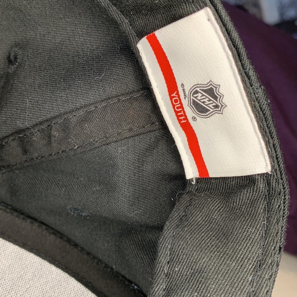 Black Philadelphia Flyers youth hat - NHL - Picture 4 of 5